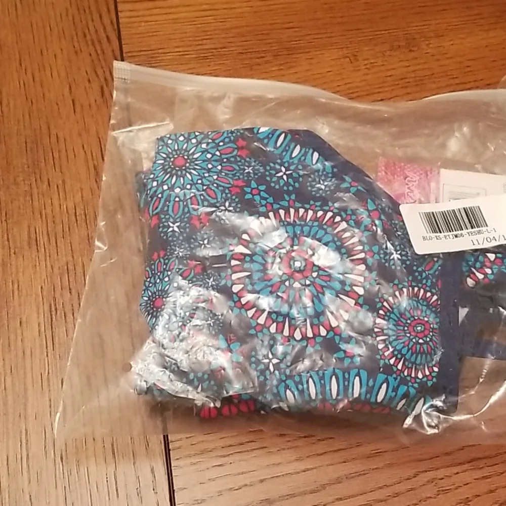 Nwt Kanu Surf swimsuit, tankini  ,  10 yrs